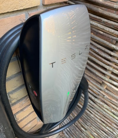 Tesla oplaadpunt installeren in Hilversum